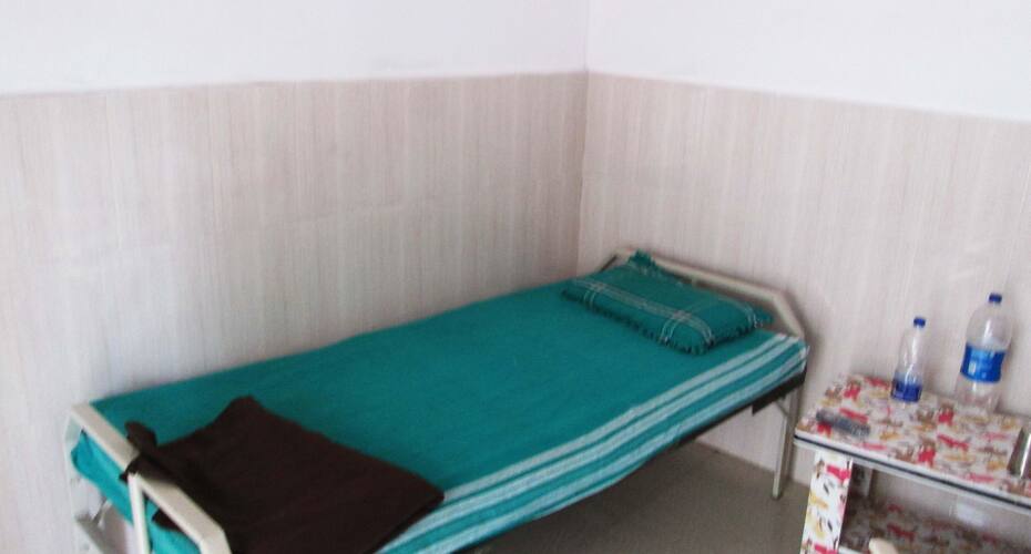 Hotel Guru Krupa, Jalgaon 5